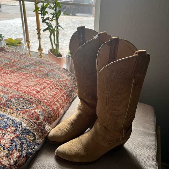 Shoes - Perfect vintage cowboy boots